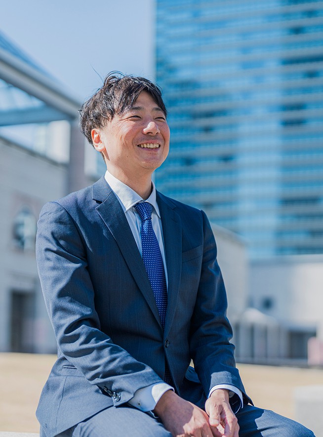 興味の幅が、そのまま強みに。営業職で広がる世界
